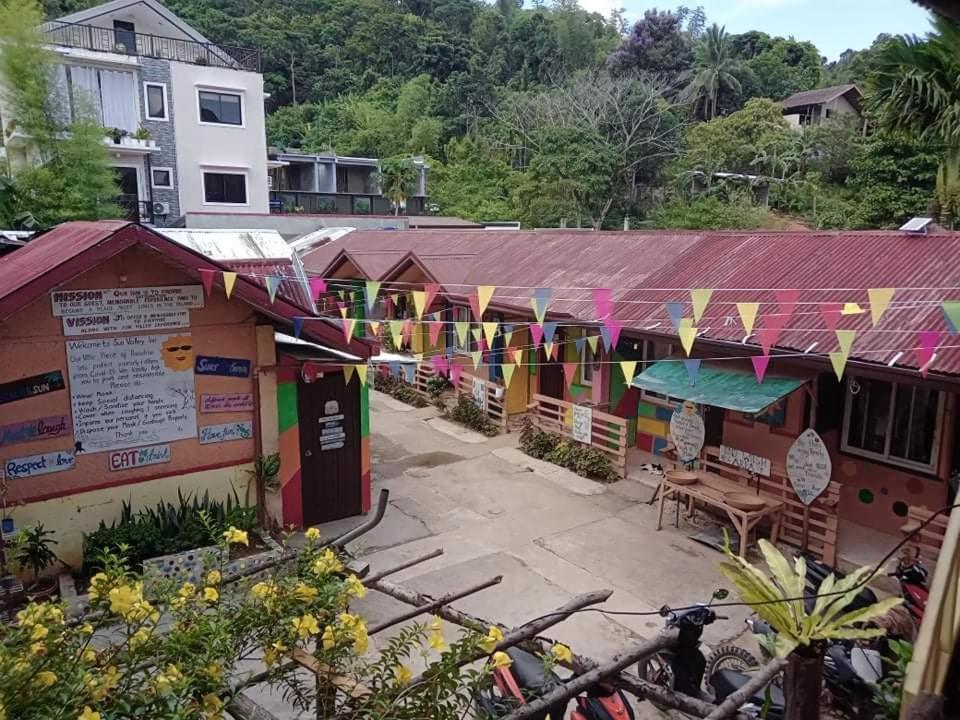 Sun Valley Hostel El Nido Exterior foto