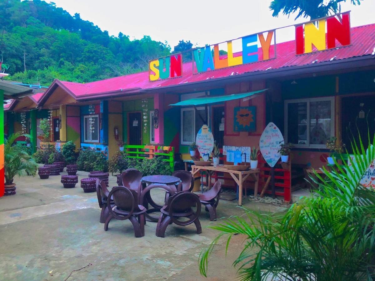 Sun Valley Hostel El Nido Exterior foto