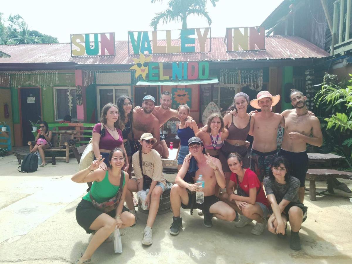 Sun Valley Hostel El Nido Exterior foto